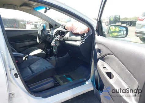 2012 Toyota Yaris z USA, uszkodzony, nr VIN JTDBT4K30CL036272